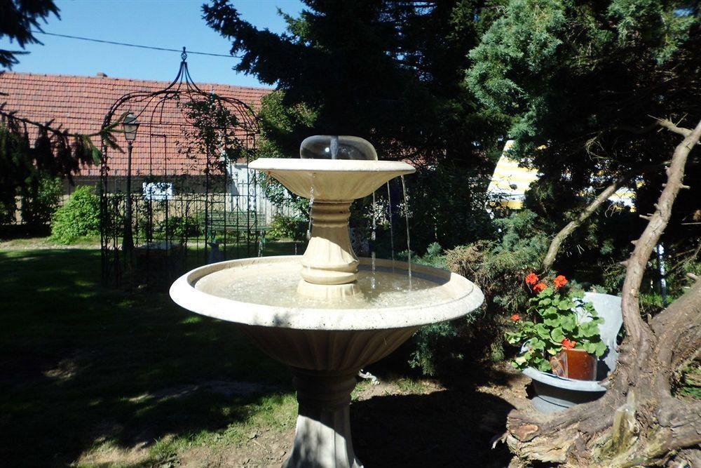 Le Clos Saint Paul Otel Tourny Dış mekan fotoğraf